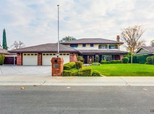 6900 Palm Tree Cir, Bakersfield, CA 93308