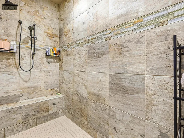 477 Heritage Hills Dr — Photo 25