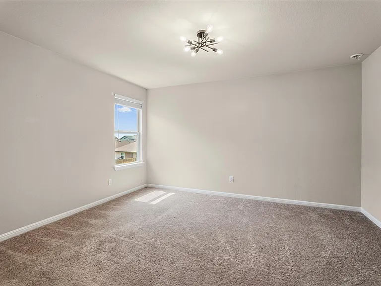 237 Driftwood Ln — Photo 18