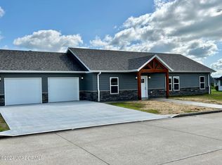 981 Country Meadow St, California, MO 65018