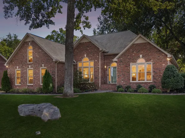 411 Liberty Dr, Smyrna, TN 37167