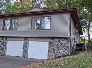 5019 Shoreline Dr, Mound, MN 55364