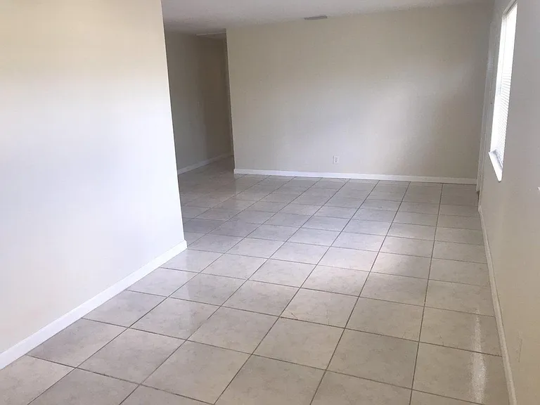 5320 Harriet Pl — Photo 9