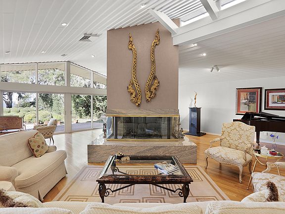 3rd image of 4158 ALHAMBRA Drive W
