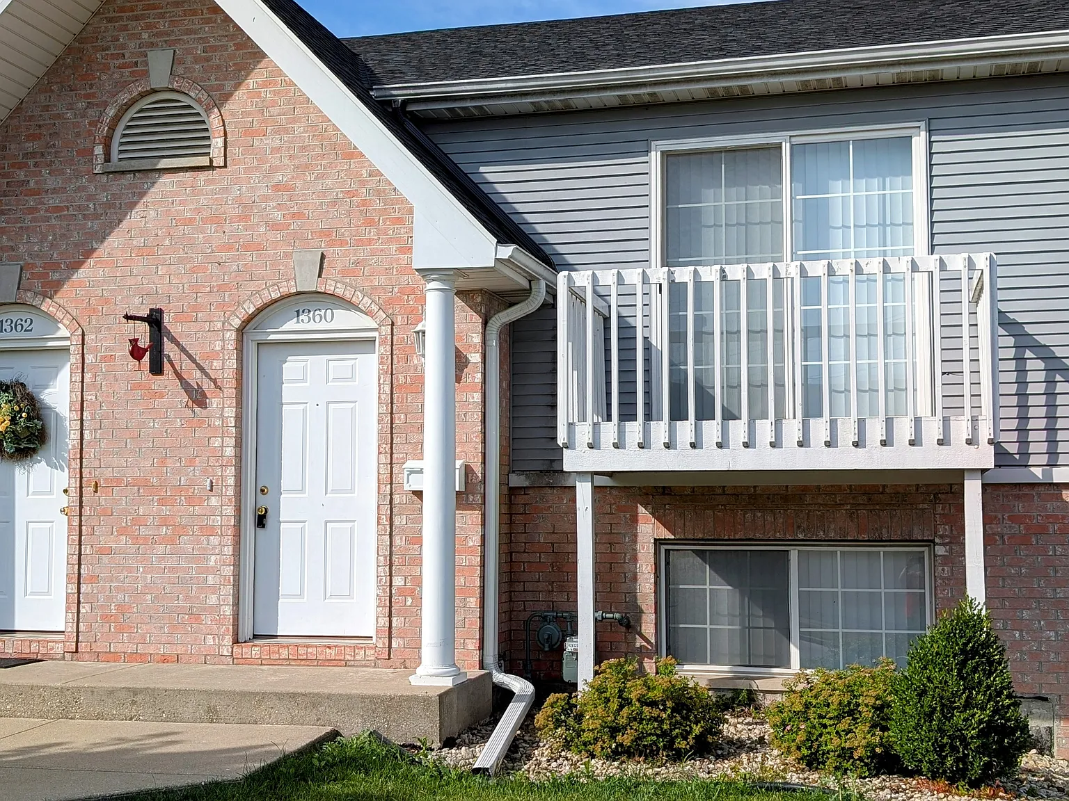 2 bed, $1,700 — Photo 1
