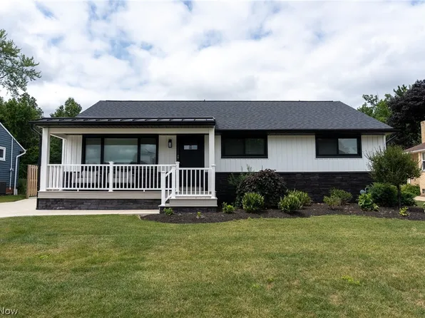 2326 Stanford Dr, Wickliffe, OH 44092