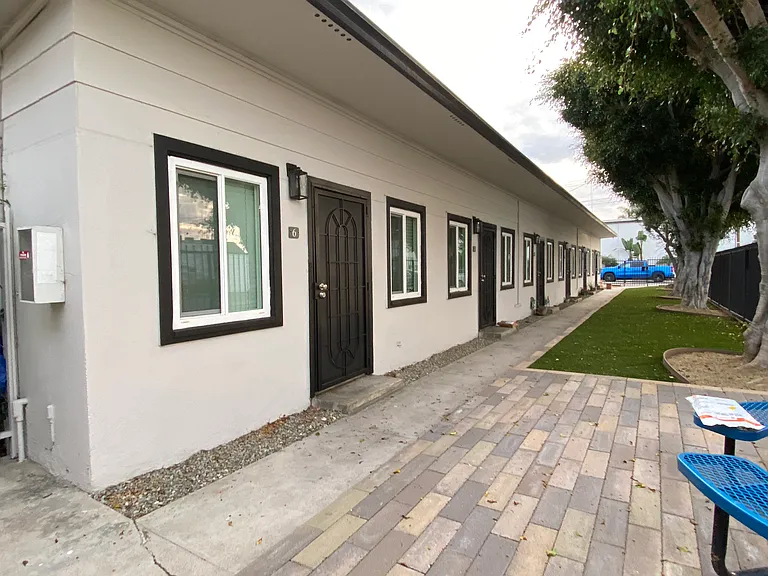 2278 Newport Blvd #5 — Photo 11