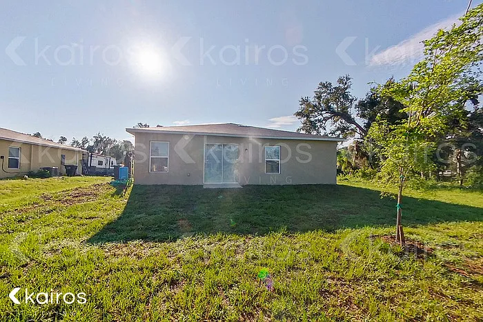 1247 Huntington St — Photo 17