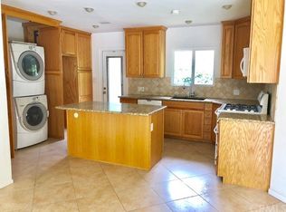 2200 Roscomare Rd, Los Angeles, CA 90077