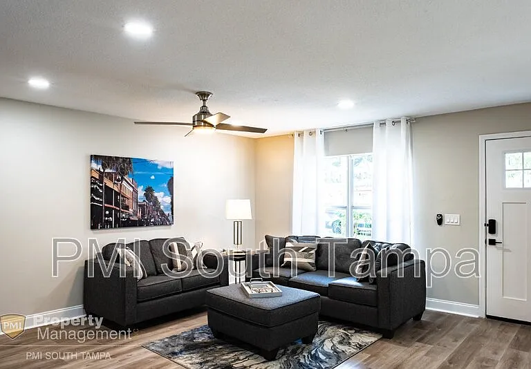 2214 E 18th Ave — Photo 10