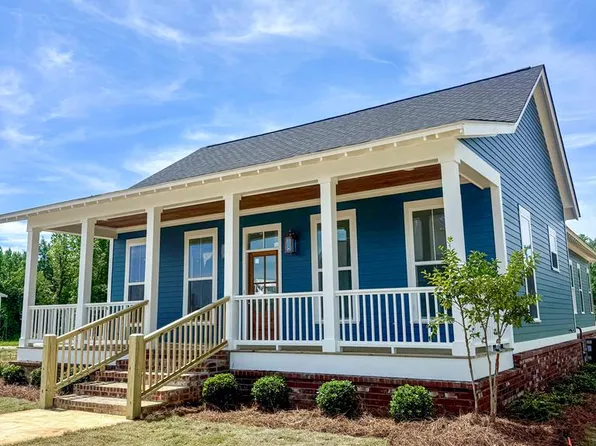 927 Octavia St, Taylor, MS 38673