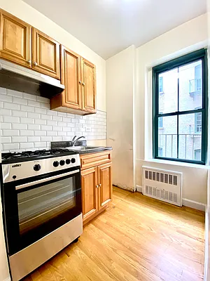 Rented by City & Suburban | media 10