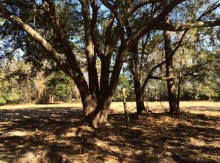 117 Eliza Ln, Brunswick, GA 31525