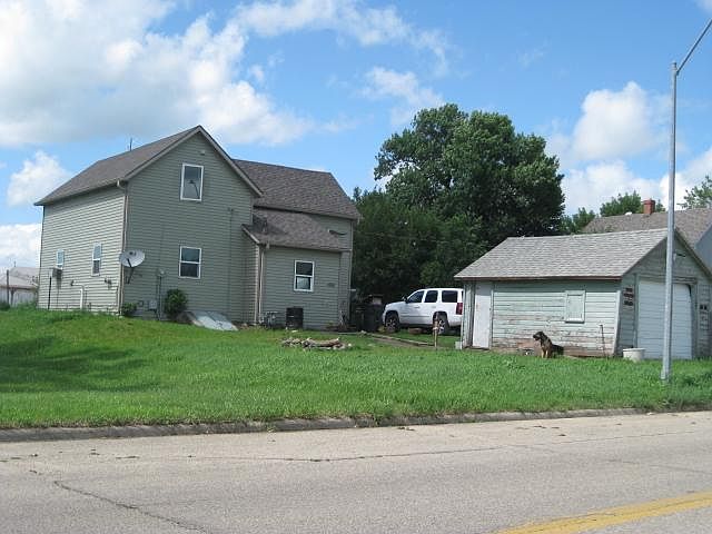 1st image of 1011 Sherwood St
