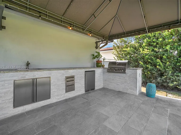 1807 SW 102nd Pl — Photo 37