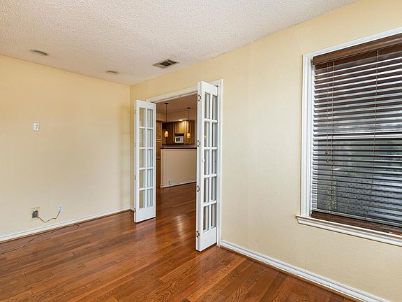 Entry way