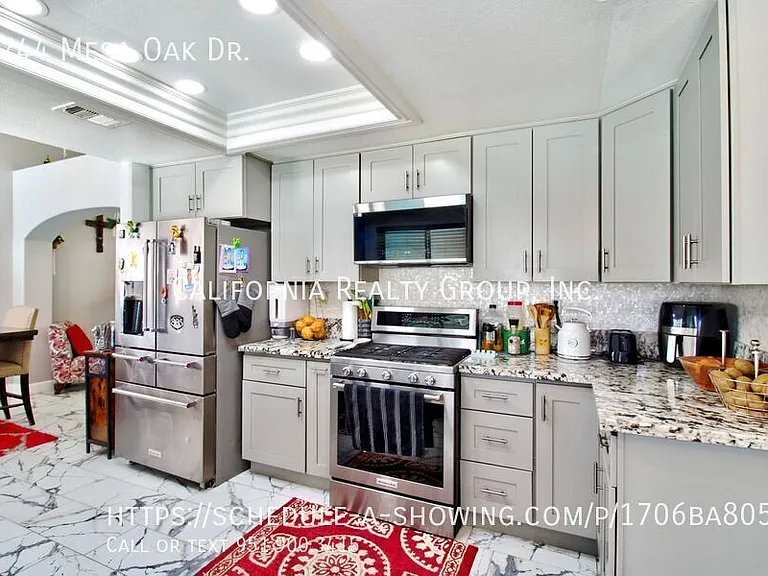 8744 Mesa Oak Dr — Photo 19
