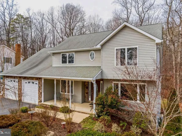 12833 Lake View Dr, Lusby, MD 20657