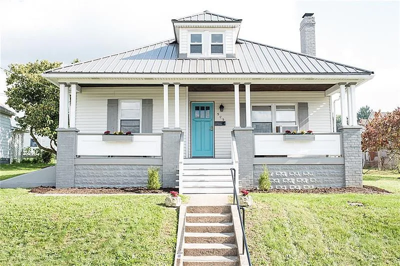 905 Green St photo 1
