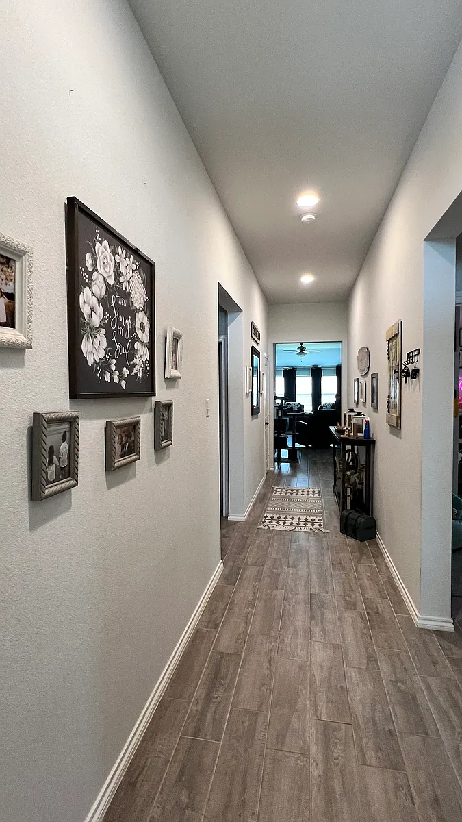 Building Photo - 4711 Avion Dr