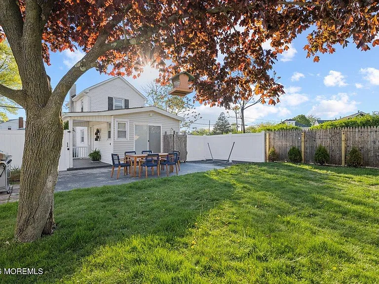 543 Springdale Ave — Photo 30