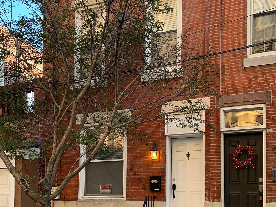1st image of 2408 Montrose St