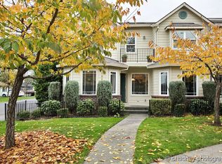 606 NE 9th St, Gresham, OR 97030