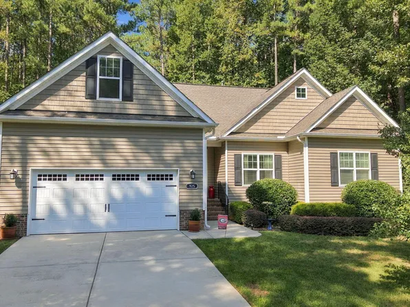 525 Birdsong Ln, Hurdle Mills, NC 27541