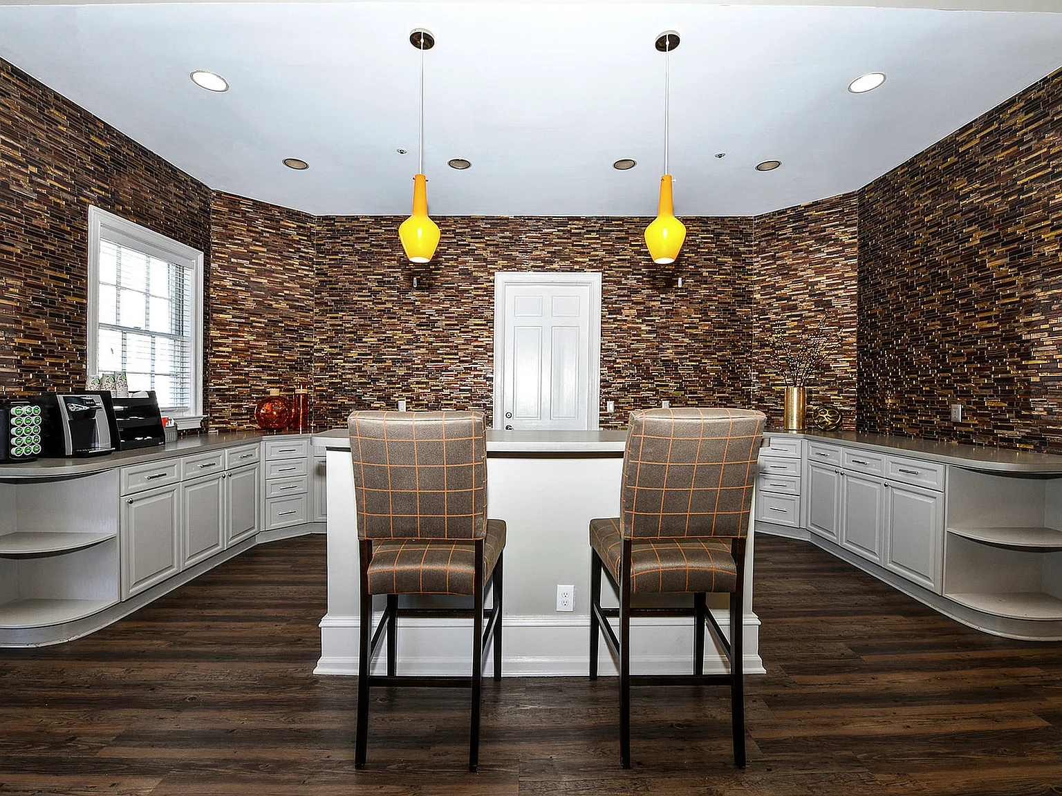 Crestmark Apartment Homes — Photo 4