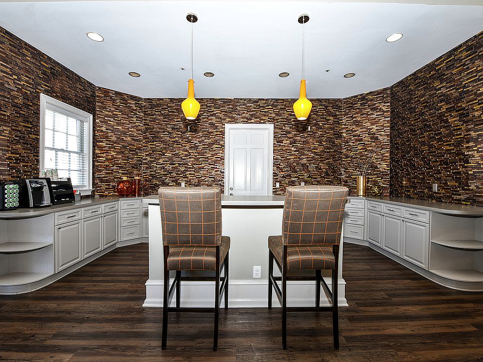 Crestmark- Clubhouse 2