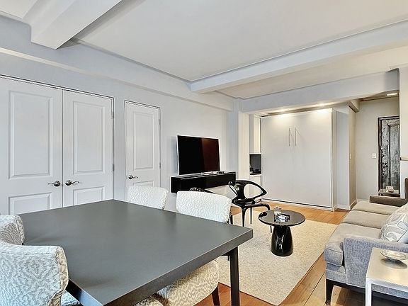 4th image of 10 Park Ave #14B