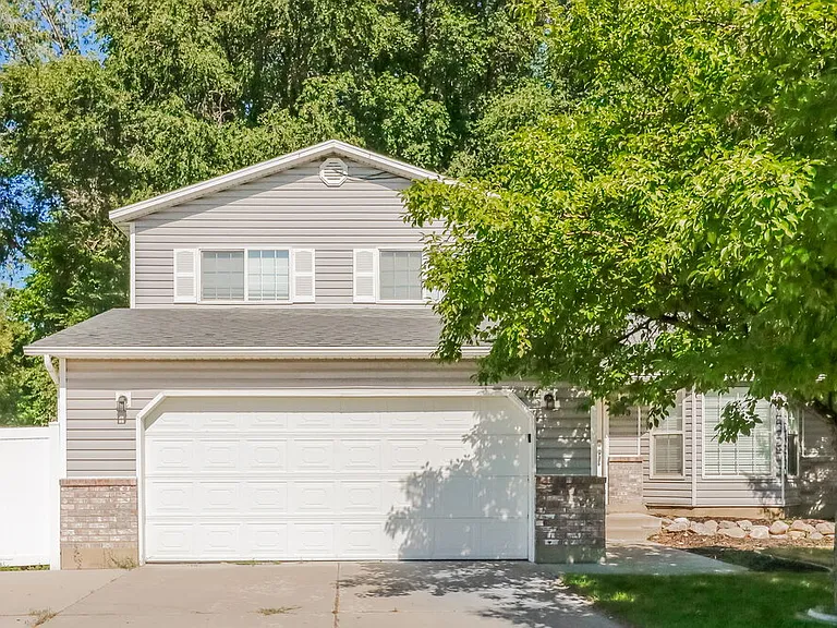 543 S 1330 W — Photo 1