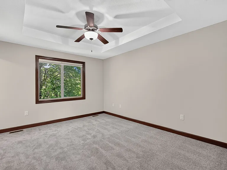 5302 SE 24th St — Photo 13