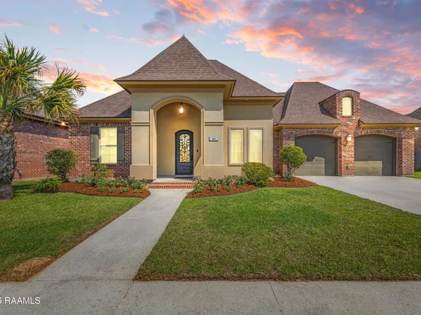 104 Sago Palm Way, Youngsville, LA 70592