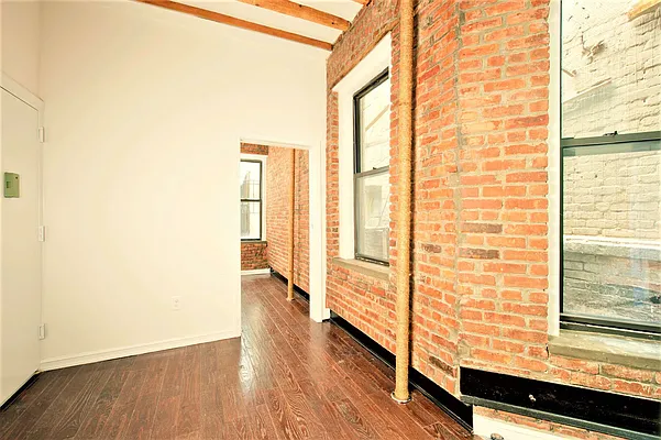 Rented by WRE Group | media 23