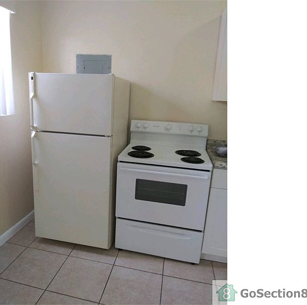 2nd image of 1746 NW 48th St