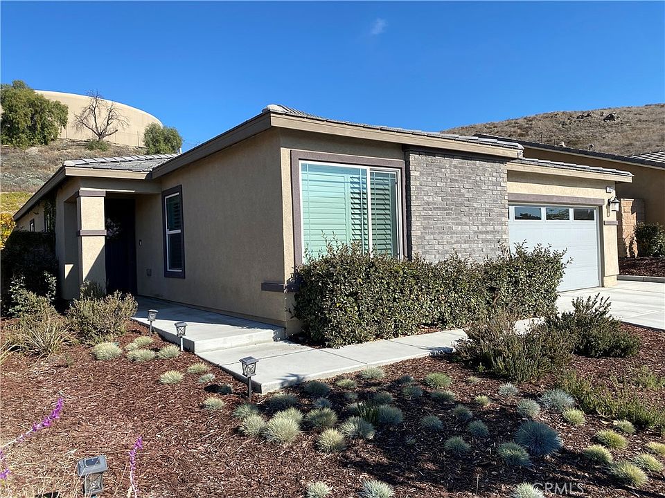 1st image of 28218 Schola Dr