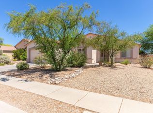 5561 W Red Rock Ridge St, Tucson, AZ 85742