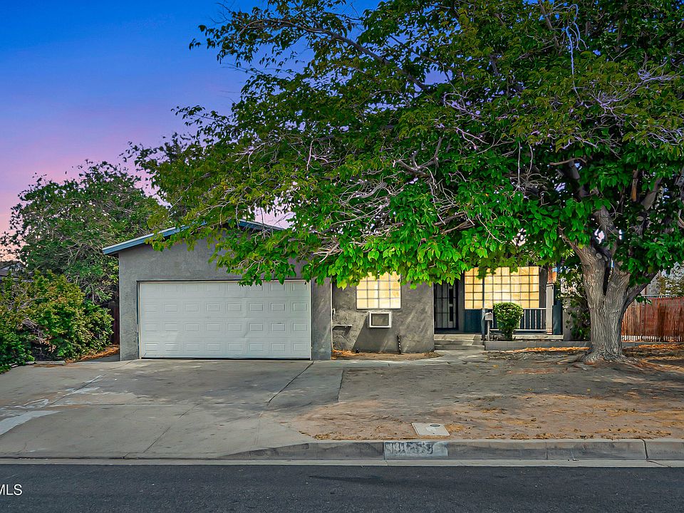 1st image of 44258 Foxton Ave