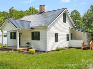 636 N Trade St, Tryon, NC 28782