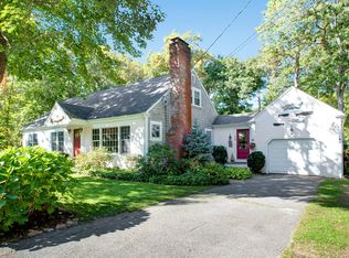 36 Pine St, Sandwich, MA 02563