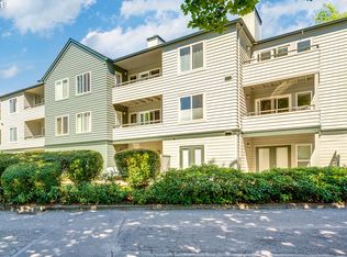4980 SW Landing Dr APT 302, Portland, OR 97239