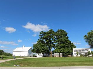 2332 Highway 1 NE, Solon, IA 52333