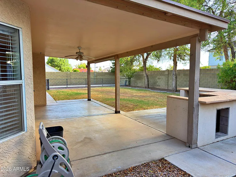 808 N Winthrop Cir — Photo 27