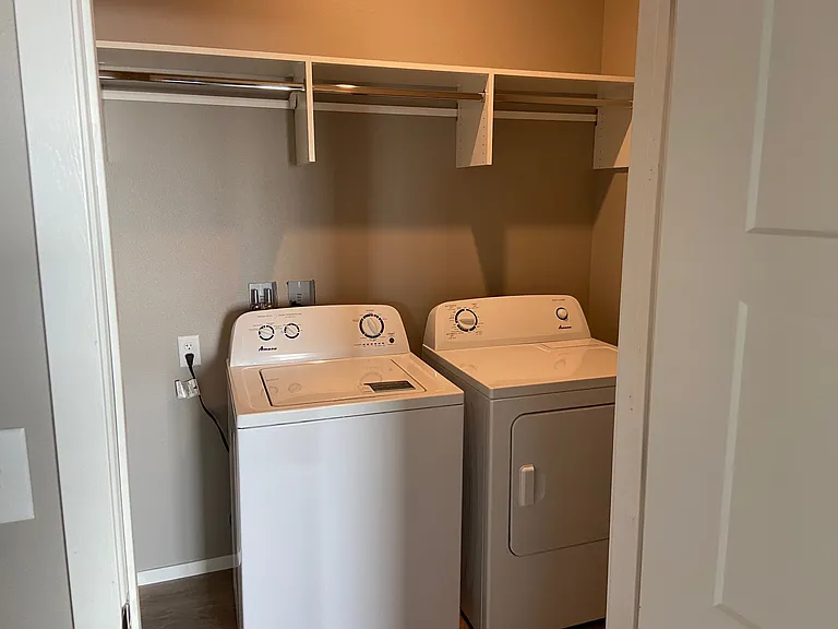 Laundry Room_05012023