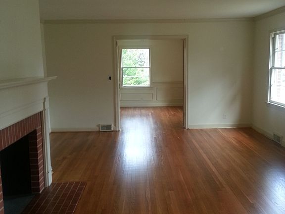 Living Room / Dining Room