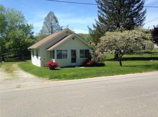 56 S Johnson St, Nashville, IN 47448
