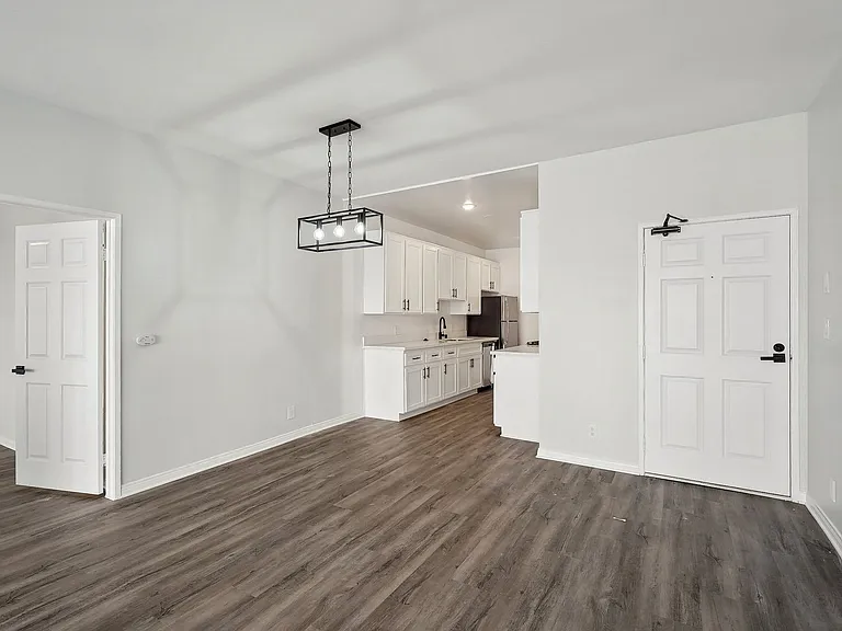 1620 South Bentley Ave — Photo 41