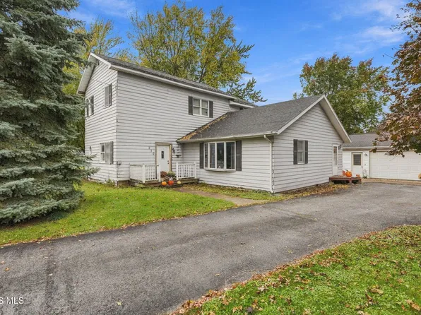 216 W Cooper St, Mc Comb, OH 45858