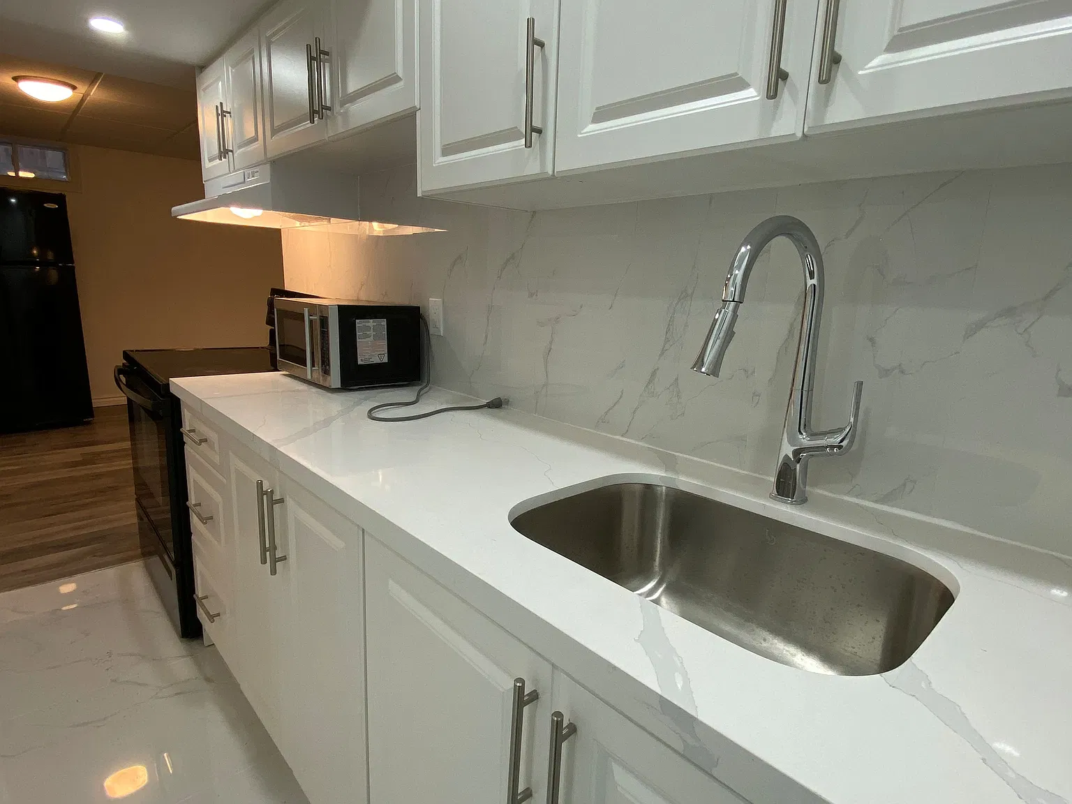 2 bed, $1,700 — Photo 3